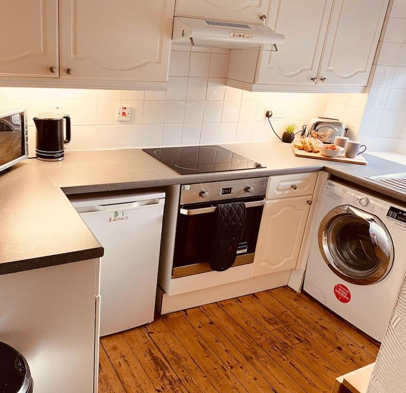 The Ramblers Rest - Whole Apartment - Pet Friendly - Close To Amenities And Walks Edzell Eksteriør billede